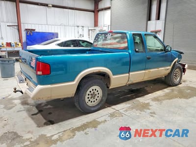 Trzecie zdjęcie samochodu z tyłu: 1995 CHEVROLET S TRUCK S10 VIN:1GCDT19Z5S8166986 - miniatura