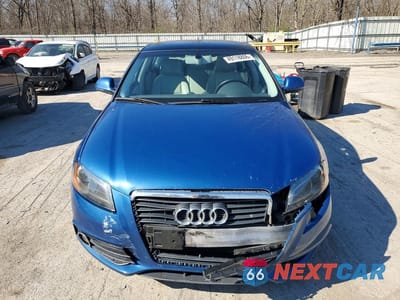 Piąte zdjęcie samochodu w środku: 2010 AUDI A3 PREMIUM PLUS VIN:WAUKJAFM0AA162094 - miniatura