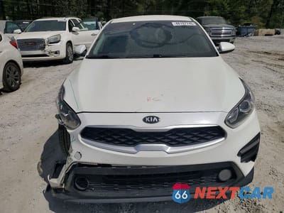 Piąte zdjęcie samochodu w środku: 2021 KIA FORTE LXS VIN:3KPF24AD3ME299316 - miniatura