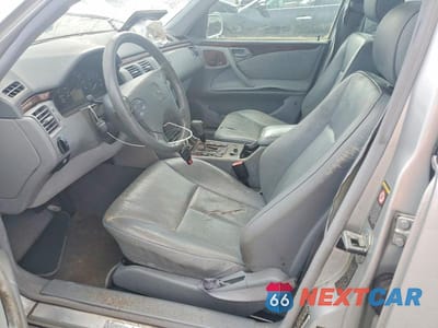Zdjęcie 7 z 11 samochodu: 2001 MERCEDES-BENZ E 320 VIN:WDBJF65JX1B229507 - miniatura