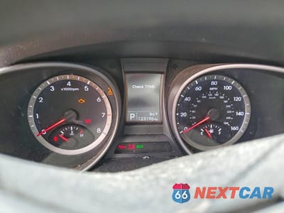 Zdjęcie 9 z 13 samochodu: 2016 HYUNDAI SANTA FE SPORT 2.4L VIN:5XYZUDLB9GG357441 - miniatura