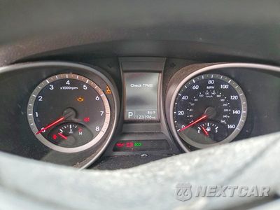 Zdjęcie 9 z 13 samochodu: 2016 HYUNDAI SANTA FE SPORT 2.4L VIN:5XYZUDLB9GG357441 - miniatura