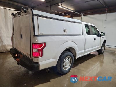 Trzecie zdjęcie samochodu z tyłu: 2018 FORD F150 SUPER CAB VIN:1FTEX1CB1JKF31427 - miniatura