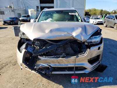 Piąte zdjęcie samochodu w środku: 2023 VOLVO XC90 CORE VIN:YV4L12PV1P1934905 - miniatura