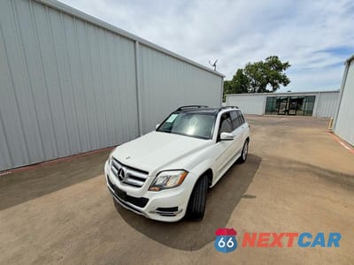 Drugie zdjęcie samochodu z przodu: 2015 MERCEDES-BENZ GLK 350 VIN:WDCGG5HB3FG431200 - miniatura