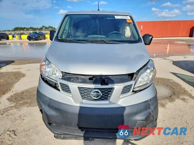 Piąte zdjęcie samochodu w środku: 2018 NISSAN NV200 S VIN:3N6CM0KN7JK704696 - miniatura