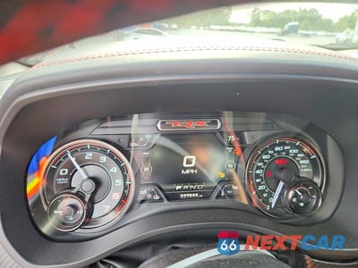 Zdjęcie 9 z 12 samochodu: 2022 RAM 1500 TRX VIN:1C6SRFU91NN260080 - miniatura