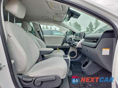 Zdjęcie 7 z 12 samochodu: 2022 HYUNDAI IONIQ 5 SEL VIN:KM8KN4AE0NU069004 - miniatura