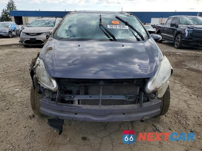 Piąte zdjęcie samochodu w środku: 2013 FORD FIESTA SE VIN:3FADP4EJ6DM150466 - miniatura