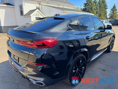 Trzecie zdjęcie samochodu z tyłu: 2024 BMW X6 XDRIVE40I VIN:5UX33EX08R9T65489 - miniatura