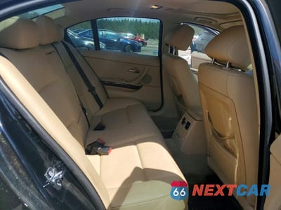Zdjęcie 10 z 12 samochodu: 2007 BMW 335 XI VIN:WBAVD53507A008938 - miniatura