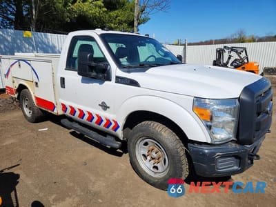 Czwarte zdjęcie samochodu z boku: 2015 FORD F350 SUPER DUTY VIN:1FDRF3ET4FEC14894 - miniatura