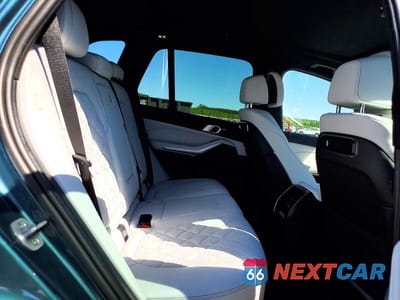 Zdjęcie 11 z 13 samochodu: 2026 BMW X5 XDRIVE50E VIN:5UX43EU05T9360511 - miniatura