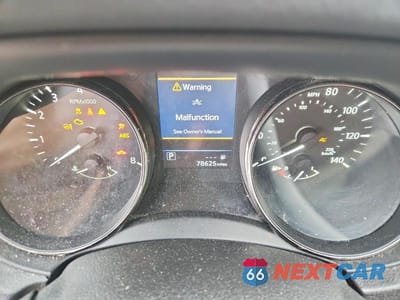Zdjęcie 9 z 12 samochodu: 2019 NISSAN ROGUE SPORT S VIN:JN1BJ1CRXKW351619 - miniatura