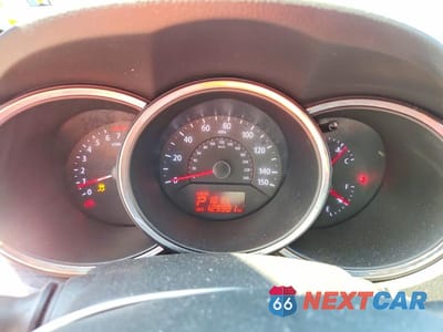 Zdjęcie 9 z 13 samochodu: 2012 KIA SORENTO EX VIN:5XYKUDA61CG265709 - miniatura