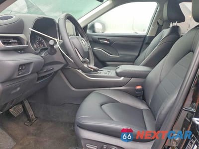 Zdjęcie 7 z 12 samochodu: 2026 TOYOTA HIGHLANDER XLE VIN:5TDKDRBHXTS601793 - miniatura