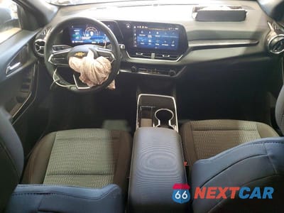 Zdjęcie 8 z 13 samochodu: 2025 CHEVROLET EQUINOX LT VIN:3GNAXPEG2SL134178 - miniatura