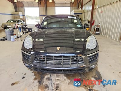 Piąte zdjęcie samochodu w środku: 2015 PORSCHE MACAN S VIN:WP1AB2A59FLB73042 - miniatura