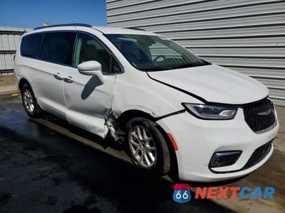 Czwarte zdjęcie samochodu z boku: 2021 CHRYSLER PACIFICA TOURING L VIN:2C4RC1BG8MR604762 - miniatura