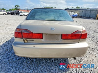 Zdjęcie 6 z 12 samochodu: 2000 HONDA ACCORD VIN:1HGCG567XYA073829 - miniatura