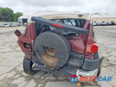 Zdjęcie 6 z 12 samochodu: 2008 TOYOTA FJ CRUISER BASE VIN:JTEZU11F18K003179 - miniatura