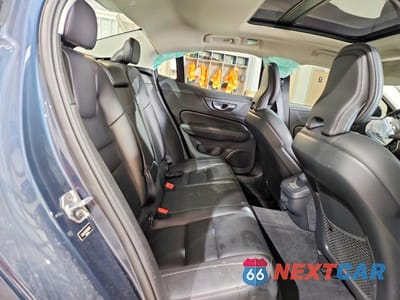 Zdjęcie 10 z 12 samochodu: 2022 VOLVO S60 B5 MOMENTUM VIN:7JRL12TZ5NG155207 - miniatura