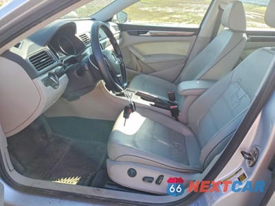 Zdjęcie 7 z 12 samochodu: 2016 VOLKSWAGEN PASSAT SE VIN:1VWBS7A36GC032915 - miniatura