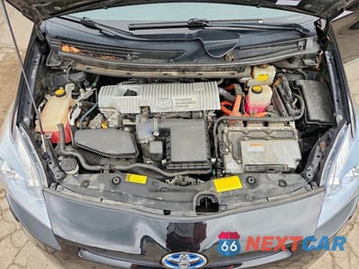 Zdjęcie 11 z 12 samochodu: 2011 TOYOTA PRIUS FIVE VIN:JTDKN3DU4B0289041 - miniatura