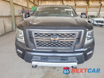 Piąte zdjęcie samochodu w środku: 2021 NISSAN TITAN XD PRO-4X VIN:1N6AA1FB0MN522066 - miniatura