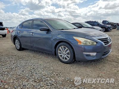 Czwarte zdjęcie samochodu z boku: 2013 NISSAN ALTIMA 2.5 VIN:1N4AL3APXDN536011 - miniatura