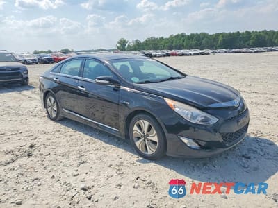 Czwarte zdjęcie samochodu z boku: 2014 HYUNDAI SONATA HYBRID VIN:KMHEC4A48EA115819 - miniatura