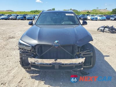 Piąte zdjęcie samochodu w środku: 2021 BMW X5 XDRIVE40I VIN:5UXCR6C03M9G15792 - miniatura