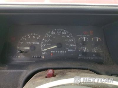 Zdjęcie 9 z 12 samochodu: 1998 CHEV GMT-400 C1500 VIN:1GCEC14W2WZ146650 - miniatura
