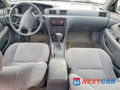 Zdjęcie 8 z 11 samochodu: 2001 TOYOTA CAMRY LE VIN:4T1BG22K21U105143 - miniatura