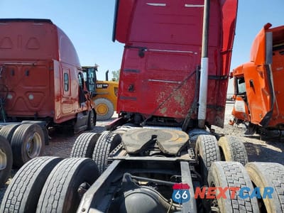 Zdjęcie 6 z 10 samochodu: 2016 VOLVO VN VNL VIN:4V4NC9EH0GN947993 - miniatura