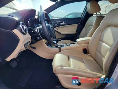 Zdjęcie 7 z 14 samochodu: 2020 MERCEDES-BENZ GLA 250 4MATIC VIN:WDCTG4GB8LU025095 - miniatura