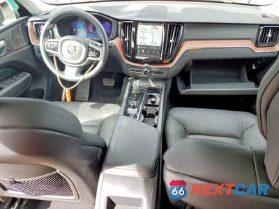 Zdjęcie 8 z 13 samochodu: 2024 VOLVO XC60 PLUS VIN:YV4H60DL6R1891759 - miniatura