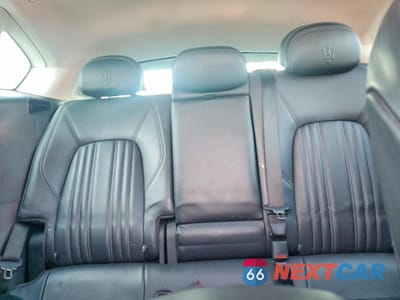 Zdjęcie 10 z 13 samochodu: 2017 MASERATI LEVANTE LUXURY VIN:ZN661XUL2HX263371 - miniatura
