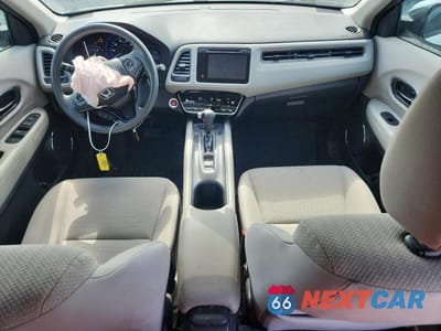 Zdjęcie 8 z 13 samochodu: 2018 HONDA HR-V EX VIN:3CZRU5H55JM721979 - miniatura