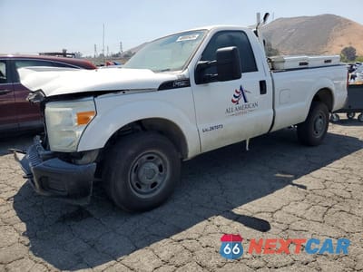 2014 FORD F250 SUPER DUTY 1FTBF2A67EEB66760 - główne zdjęcie licytacji z USA - miniatura