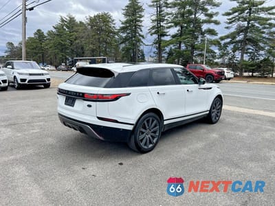 Czwarte zdjęcie samochodu z boku: 2018 LAND ROVER RANGE ROVER VELAR R-DYNAMIC HSE VIN:SALYM2RX0JA720387 - miniatura
