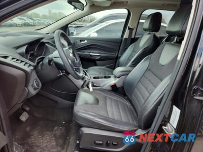 Zdjęcie 7 z 14 samochodu: 2016 FORD ESCAPE SE VIN:1FMCU9GX0GUB54750 - miniatura
