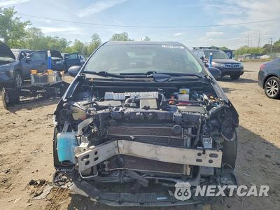 Piąte zdjęcie samochodu w środku: 2014 TOYOTA PRIUS THREE VIN:JTDKN3DU3E1770025 - miniatura