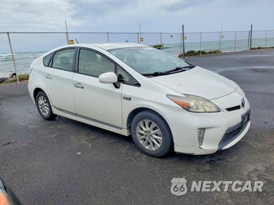 Czwarte zdjęcie samochodu z boku: 2013 TOYOTA PRIUS PLUG-IN HYBRID BASE VIN:JTDKN3DP1D3042412 - miniatura