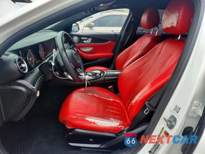 Zdjęcie 7 z 12 samochodu: 2017 MERCEDES-BENZ E 300 VIN:WDDZF4JB0HA240769 - miniatura