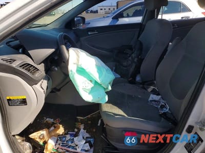 Zdjęcie 7 z 12 samochodu: 2017 HYUNDAI ACCENT SE VIN:KMHCT4AE9HU363791 - miniatura