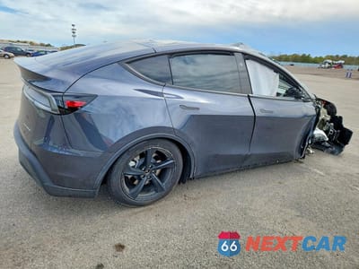 Trzecie zdjęcie samochodu z tyłu: 2026 TESLA MODEL Y VIN:7SAYGDEE9TA446230 - miniatura