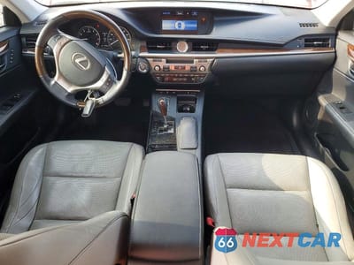 Zdjęcie 8 z 12 samochodu: 2015 LEXUS ES 350 VIN:JTHBK1GG4F2185693 - miniatura