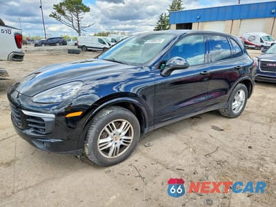 2017 PORSCHE CAYENNE WP1AA2A20HKA83554 - główne zdjęcie licytacji z USA - miniatura