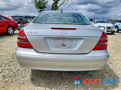 Zdjęcie 6 z 12 samochodu: 2004 MERCEDES-BENZ E 500 VIN:WDBUF70J64A431443 - miniatura